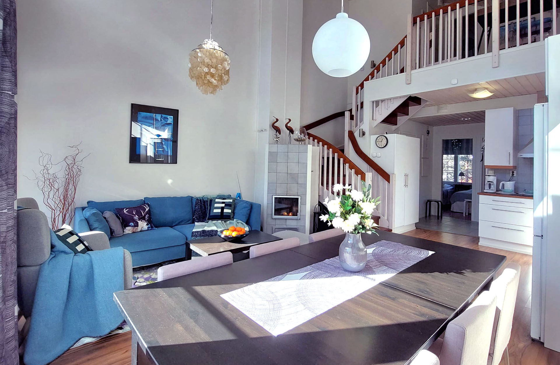 Levin Lumienkeli A6, olohuone / living room